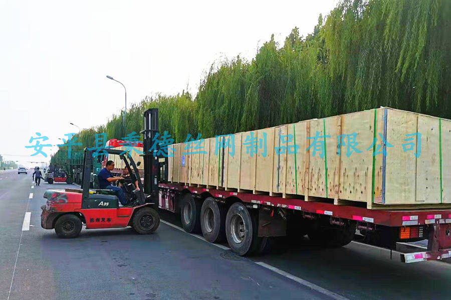 出口非洲护栏网